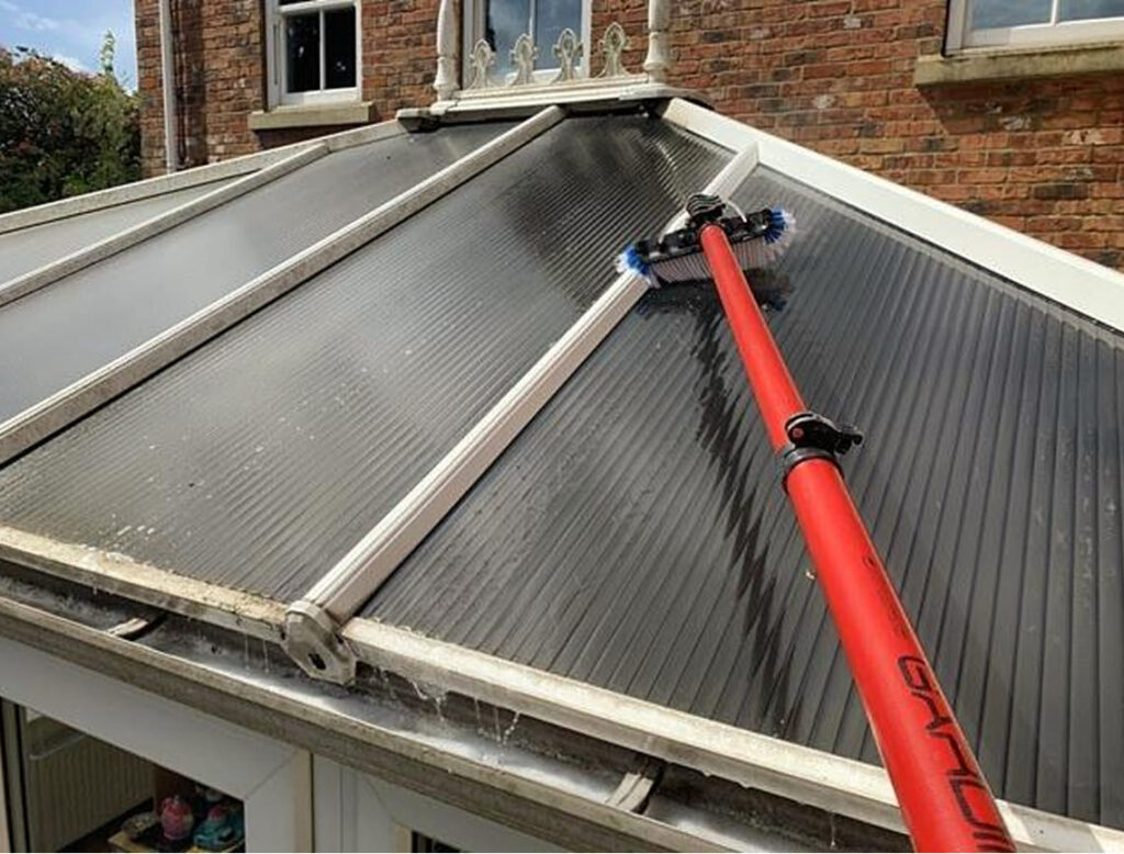 Conservatory cleaning company Oxford - roof panel cleaning service